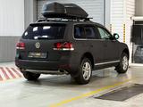 Volkswagen Touareg Exclusive Atmosphere 2007 года за 6 490 000 тг. в Алматы – фото 4