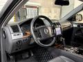 Volkswagen Touareg Exclusive Atmosphere 2007 года за 6 490 000 тг. в Алматы – фото 9