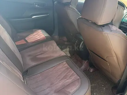 Toyota Camry 2016 года за 9 500 000 тг. в Семей – фото 11