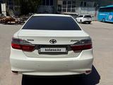 Toyota Camry 2016 годаүшін9 500 000 тг. в Семей – фото 3