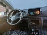 SEAT Alhambra 2002 года за 2 100 000 тг. в Кокшетау – фото 2