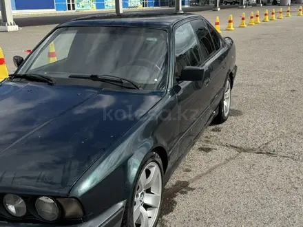 BMW 525 1992 года за 1 400 000 тг. в Караганда – фото 2