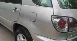 Lexus RX 300 2002 годаүшін5 500 000 тг. в Алматы – фото 5