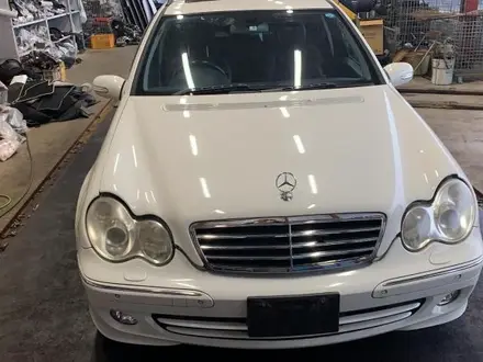 Капот на мерседес w203 за 40 000 тг. в Шымкент – фото 6