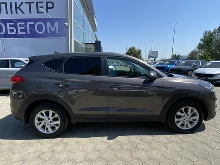Hyundai Tucson 2019 года за 10 800 000 тг. в Уральск – фото 4