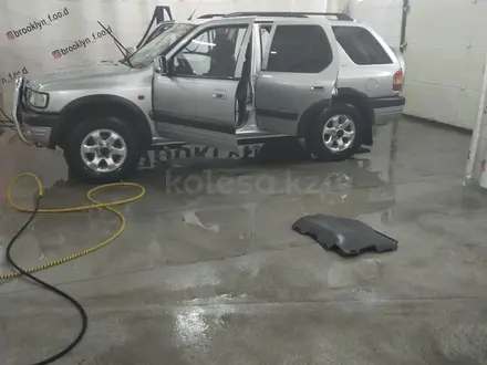 Opel Frontera 2000 года за 3 400 000 тг. в Семей