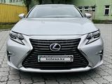 Lexus ES 300h 2017 года за 16 200 000 тг. в Алматы
