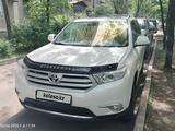 Toyota Highlander 2013 года за 11 000 000 тг. в Алматы