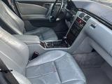 Mercedes-Benz E 320 1996 годаүшін2 800 000 тг. в Актау – фото 5