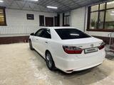 Toyota Camry 2015 года за 10 500 000 тг. в Шиели – фото 5