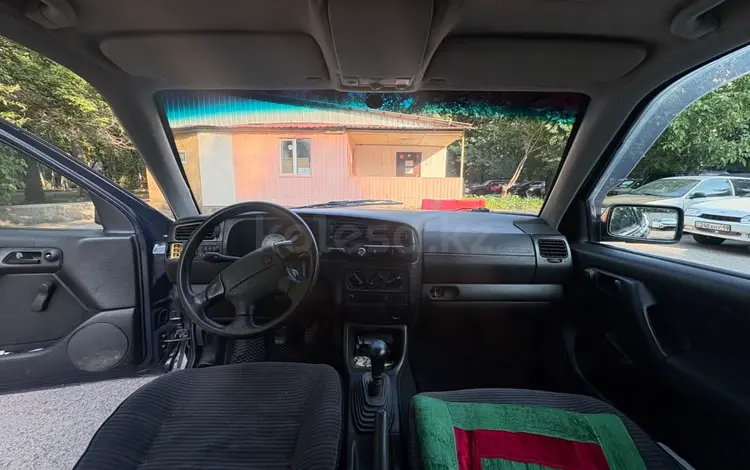 Volkswagen Golf 1997 года за 1 100 000 тг. в Алматы