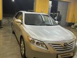 Toyota Camry 2008 года за 7 800 000 тг. в Туркестан – фото 2