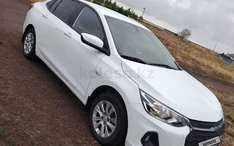 Chevrolet Onix 2023 года за 4 300 000 тг. в Караганда