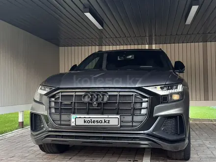 Audi Q8 2022 года за 40 500 000 тг. в Алматы – фото 14
