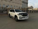 Toyota Land Cruiser 2018 годаүшін45 500 000 тг. в Уральск – фото 2