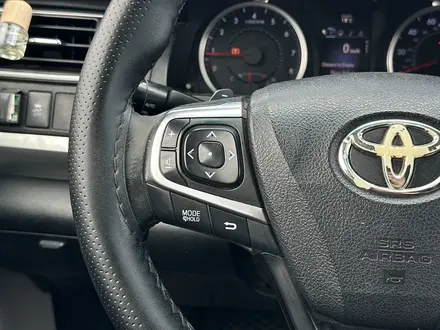 Toyota Camry 2014 года за 7 900 000 тг. в Атырау – фото 18