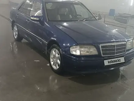 Mercedes-Benz C 220 1994 года за 2 000 000 тг. в Кокшетау – фото 4