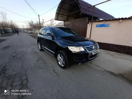 Volkswagen Touareg 2007 года за 6 500 000 тг. в Шымкент – фото 25