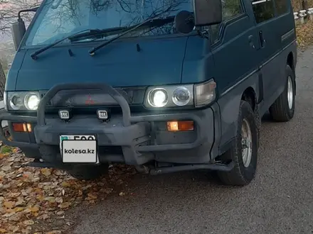 Mitsubishi Delica 1995 года за 2 100 000 тг. в Талгар – фото 3