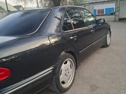 Mercedes-Benz E 280 1999 года за 3 000 000 тг. в Алматы – фото 5