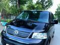 Volkswagen Multivan 2005 годаfor8 400 000 тг. в Усть-Каменогорск – фото 2