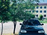 Volkswagen Golf 1993 года за 800 000 тг. в Алматы