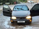 Volkswagen Golf 1993 года за 800 000 тг. в Алматы – фото 5