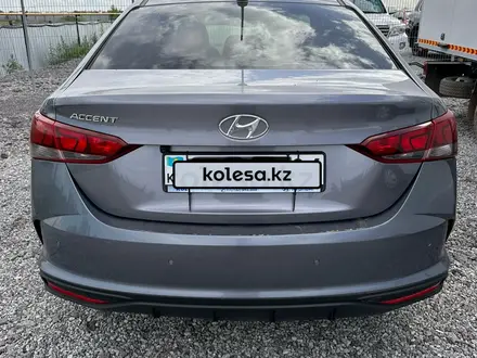 Hyundai Accent 2020 года за 7 300 000 тг. в Актобе – фото 2