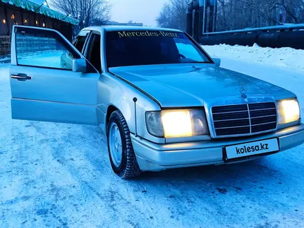 Mercedes-Benz E 230 1992 года за 850 000 тг. в Караганда – фото 11