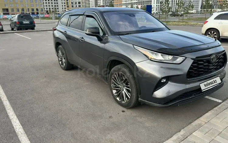 Toyota Highlander 2021 годаүшін20 000 000 тг. в Астана