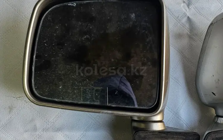 Зеркало RX 300 за 35 000 тг. в Алматы