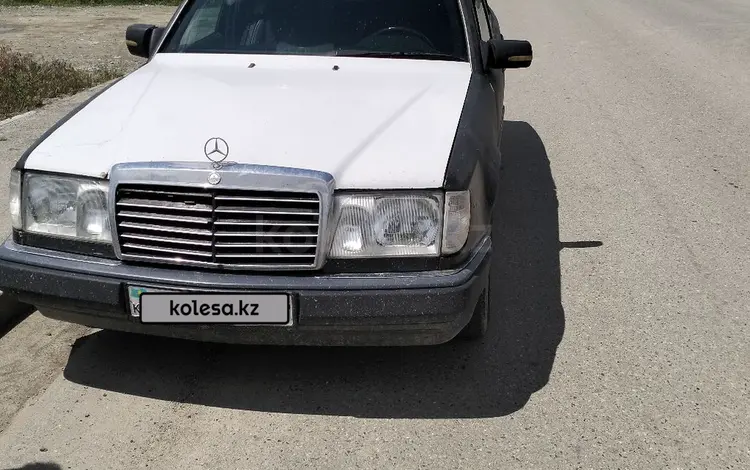 Mercedes-Benz E 220 1990 годаүшін1 200 000 тг. в Талдыкорган