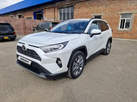 Toyota RAV4 2020 года за 18 000 000 тг. в Усть-Каменогорск – фото 2