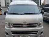 Toyota Hiace 2012 года за 10 500 000 тг. в Астана
