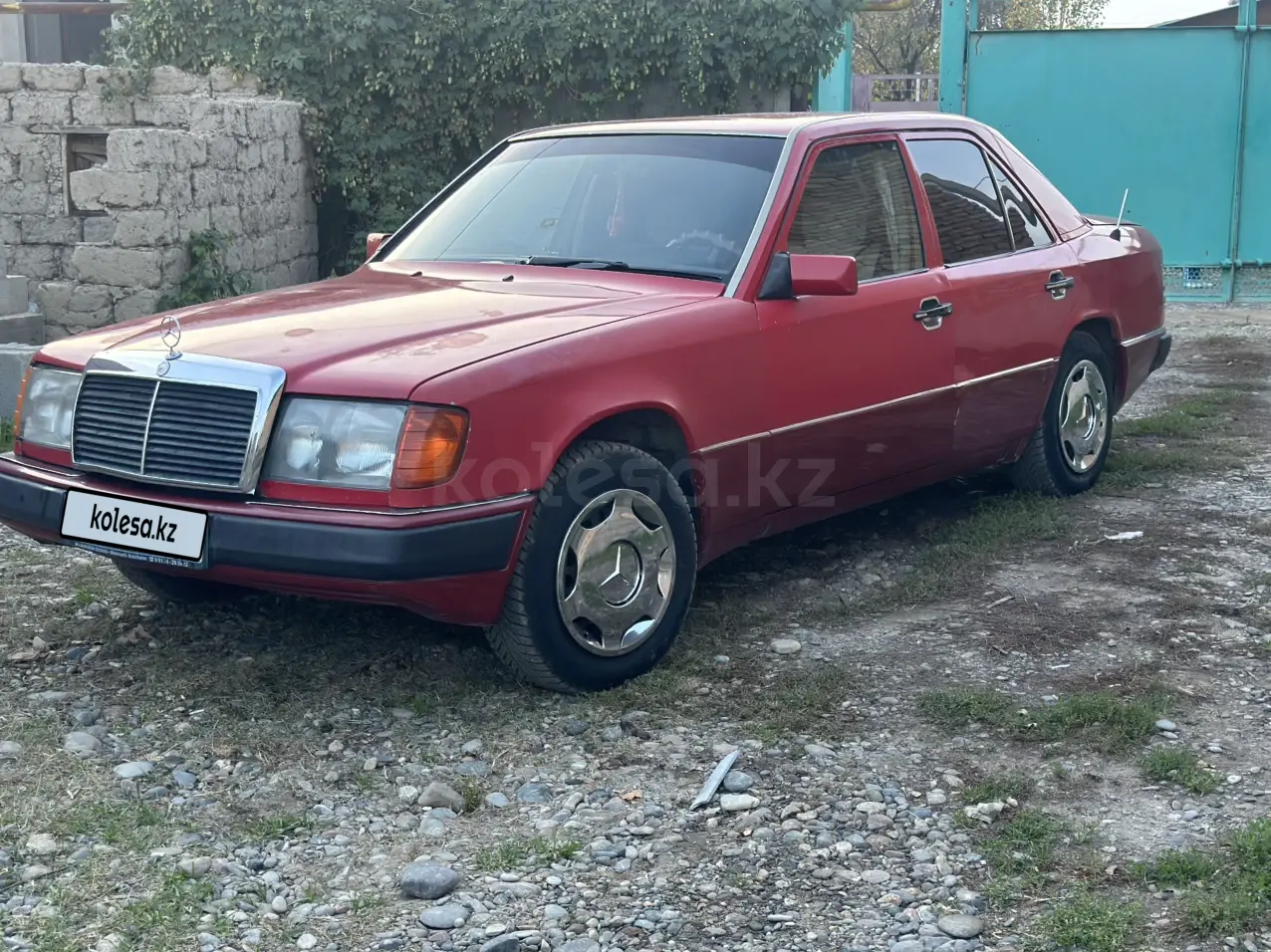 Mercedes-Benz E-Class, 1991