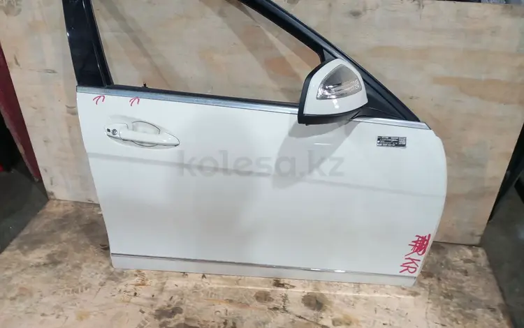 ДВЕРЬ MERSEDES C-KLASS W204 за 85 000 тг. в Алматы