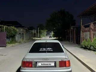 Audi 100