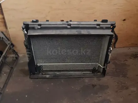 Кассета радиаторов, без основного е60 за 60 000 тг. в Караганда