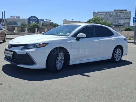 Toyota Camry 2021 года за 11 000 000 тг. в Актау