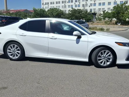 Toyota Camry 2021 года за 11 000 000 тг. в Актау – фото 7