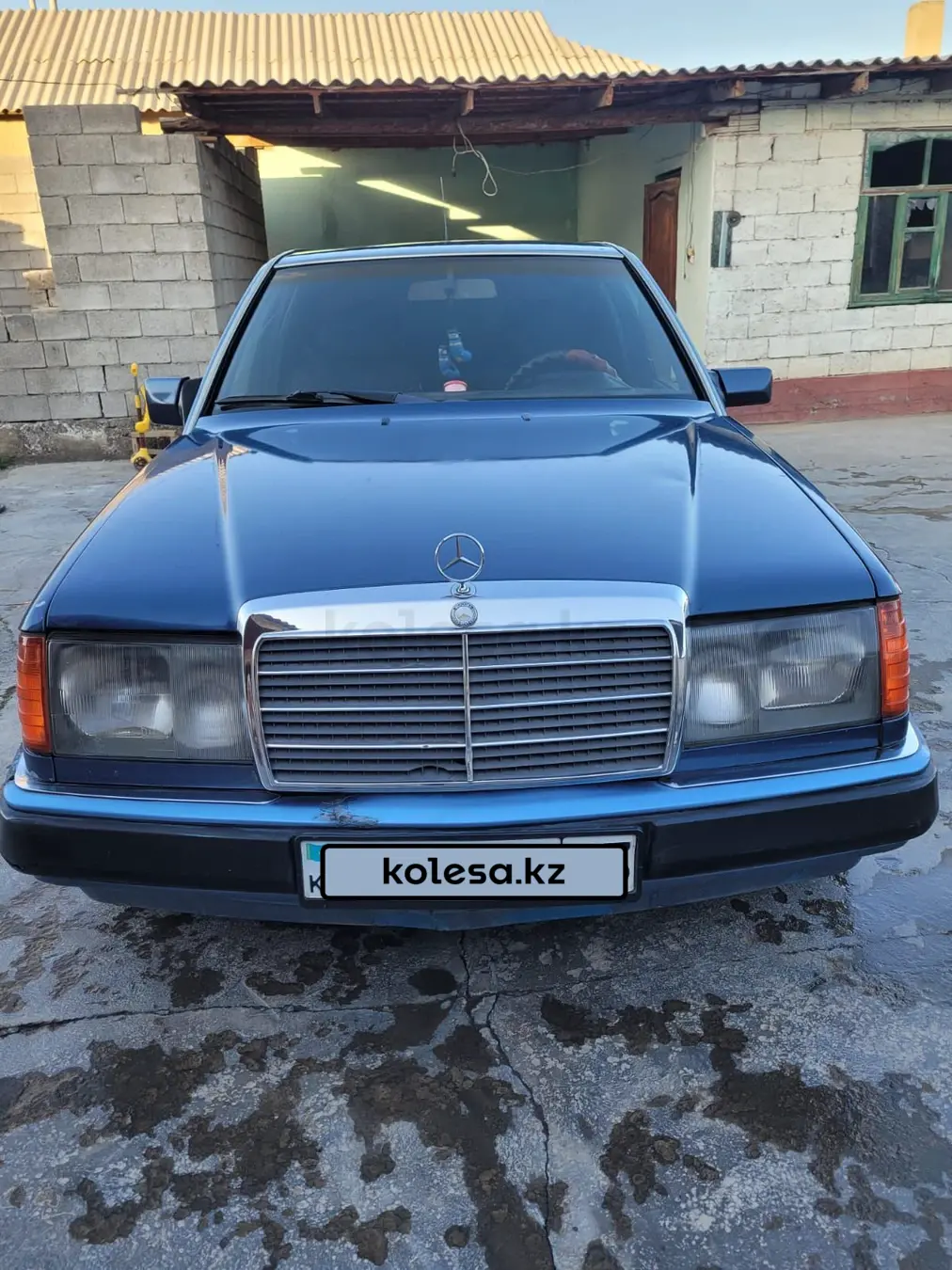 Mercedes-Benz E-Class, 1992