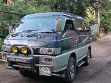 Mitsubishi Delica 1993 года за 2 500 000 тг. в Алматы – фото 2