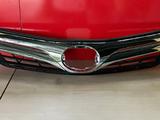 Решетка радиатора Toyota Camry 50 USA LE XLE за 20 000 тг. в Алматы