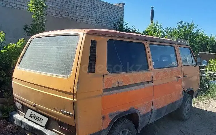 Volkswagen Transporter 1986 годаfor600 000 тг. в Семей