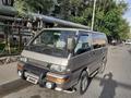 Mitsubishi Delica 1997 годаfor1 800 000 тг. в Шымкент