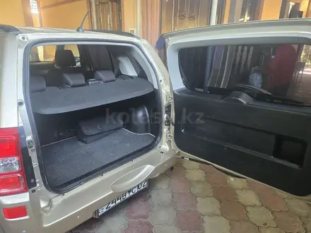 Suzuki Grand Vitara 2010 года за 6 800 000 тг. в Алматы – фото 19