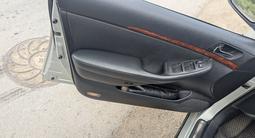 Toyota Avensis 2004 года за 3 500 000 тг. в Караганда – фото 4