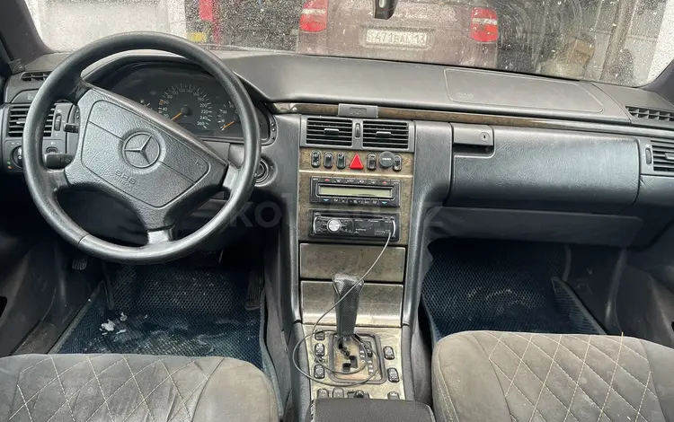 Mercedes-Benz E 280 1997 годаүшін2 700 000 тг. в Шымкент