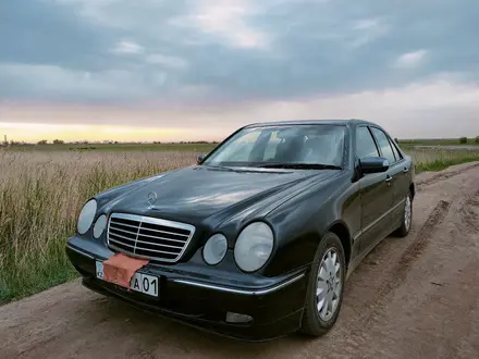 Mercedes-Benz E 320 2002 года за 7 000 000 тг. в Астана – фото 3