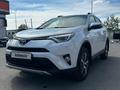 Toyota RAV4 2018 года за 12 700 000 тг. в Атырау – фото 2